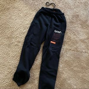 dontcareme Heron Preston Sweatpants Women Men 1:1 Heron Preston Drawstring Joggers 1 M dontcareme Heron Preston Sweatpants Women Men 1:1 Heron Preston Drawstring Joggers 1 M